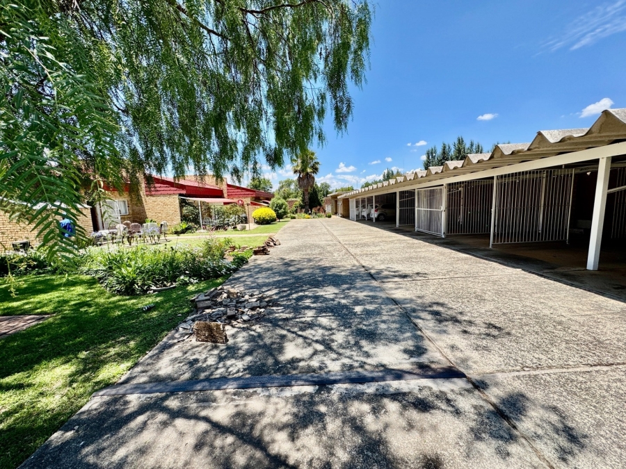 1 Bedroom Property for Sale in Miederpark North West